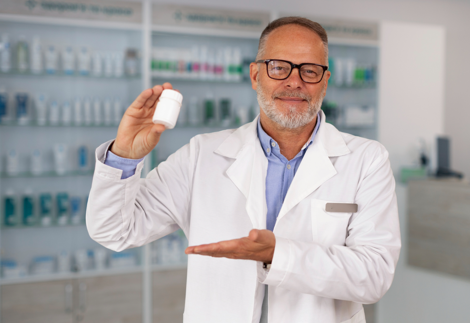 Understanding Medicine Expiry Dates: What Every Patient Should Know
