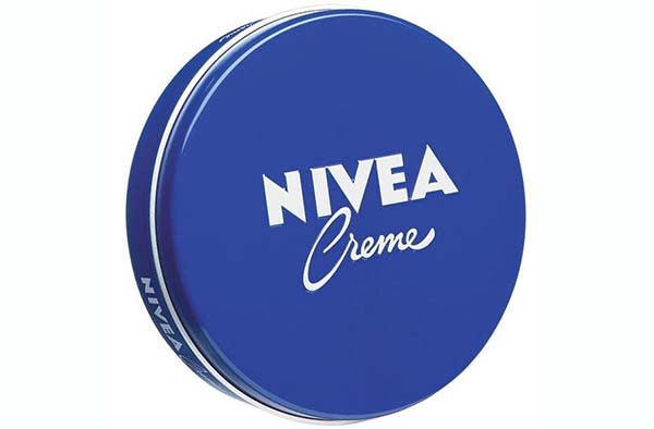 Nivea Creme- Oil in Lotion Vanilla & Almond Oil